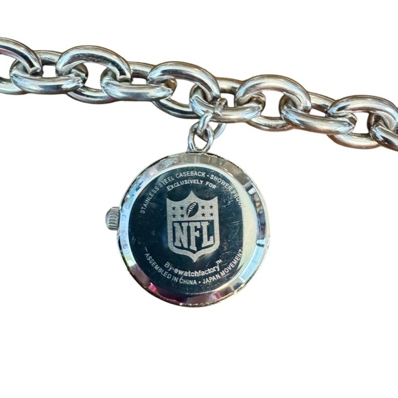 Official NFL NE Patriots Charm Bracelet w/Watch & Tag Charm - Picture 7 of 9